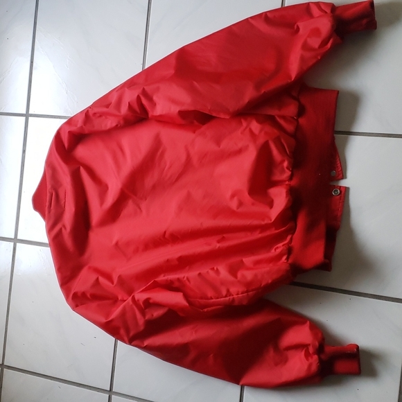 Vintage like new Walt Disney World "Typhoon Lagoon" Lifeguard jacket - Picture 8 of 9